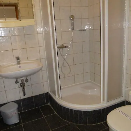 Rosmarin شقة Omišalj