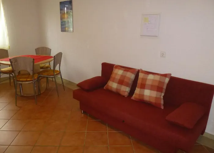 Rosmarin Apartman Omišalj