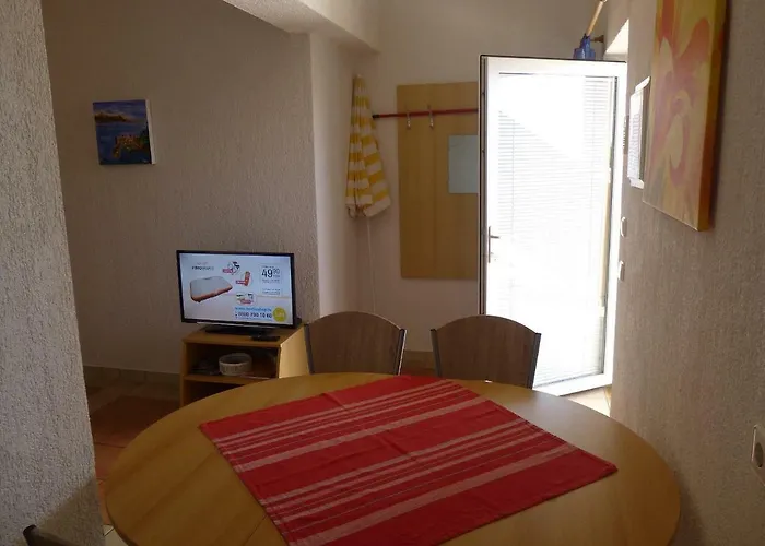 Διαμέρισμα Rosmarin Omišalj